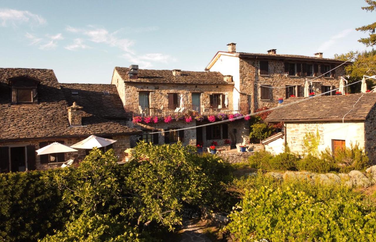 Maison d'hôtes Borgo Casale à Albareto  Extérieur photo