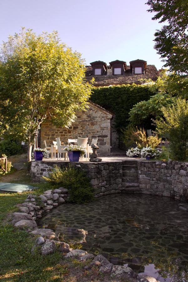 Maison d'hôtes Borgo Casale à Albareto  Extérieur photo