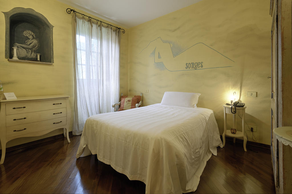 Maison d'hôtes Borgo Casale à Albareto  Chambre photo