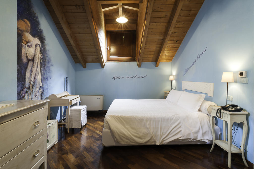 Maison d'hôtes Borgo Casale à Albareto  Chambre photo